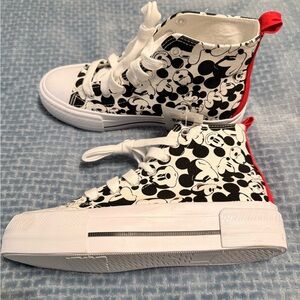 Mickey Mouse High-Top women’s Sneakers - Black and White size 6 NWT